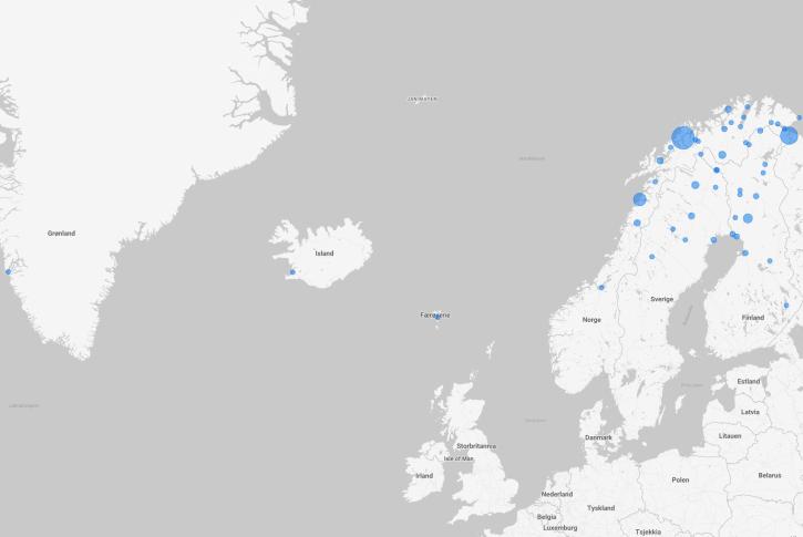 De blå prikkene på kartet viser hvor vi har hatt prosjektaktivitet i 2024. Jo større den blå prikken er, desto flere prosjekter har foregått på dette stedet. 